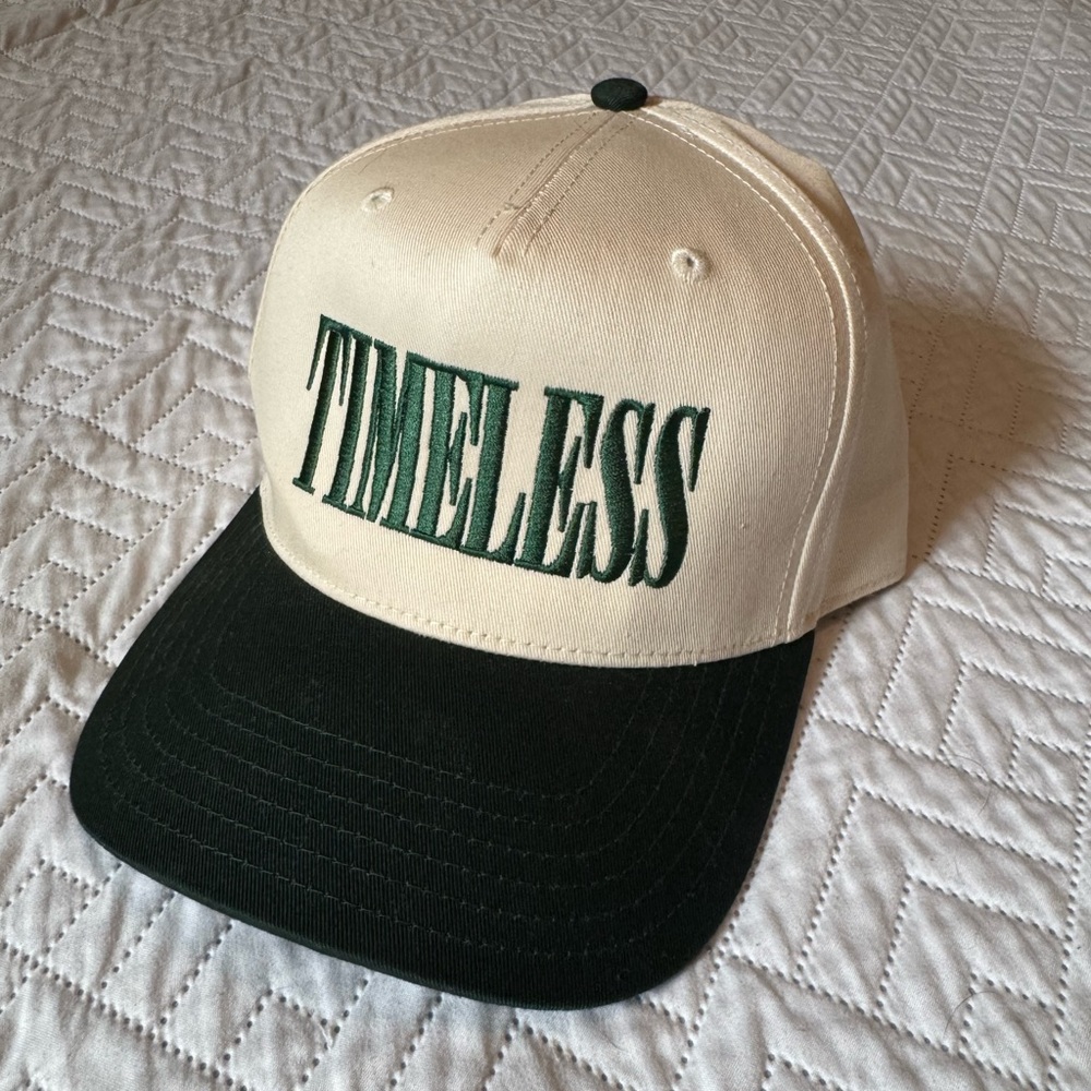 Timeless two tone hat - Picture 2 of 2